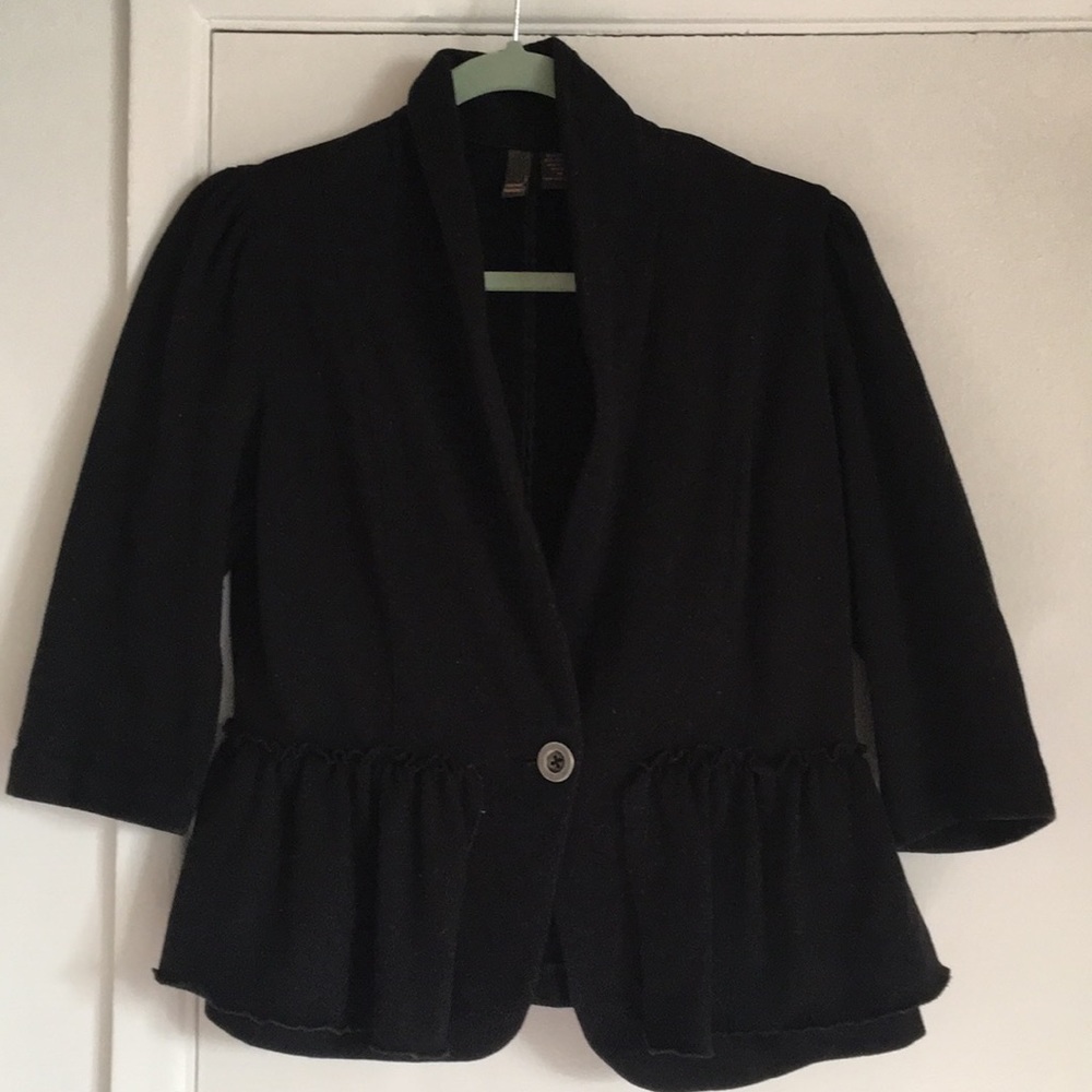 Adorable soft 3/4 sleeve cardigan